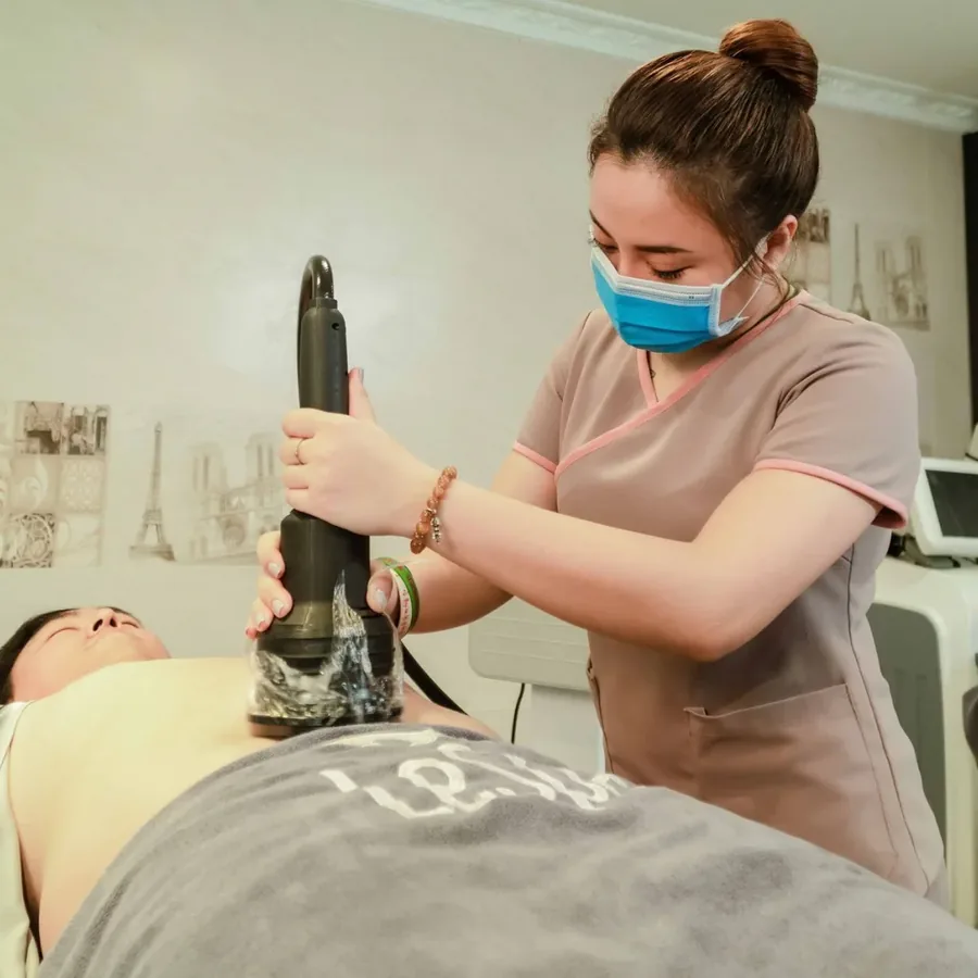 Sản phẩm dưỡng da đang dùng